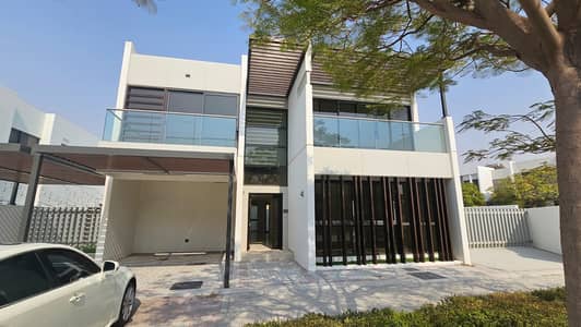 6 Schlafzimmer Villa zum zur Miete in DAMAC Hills 2 (Akoya by DAMAC), Dubai - e9757f54-6a5c-461c-b76f-34eddf5408a2. jpg 6 Schlafzimmer Villa zum zur Miete in DAMAC Hills 2 (Akoya by DAMAC), Dubai - e9757f54-6a5c-461c-b76f-34eddf5408a2. jpg