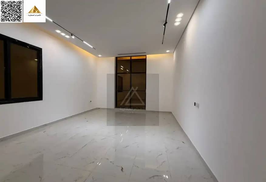 8 batch_1312x894 (7). webp