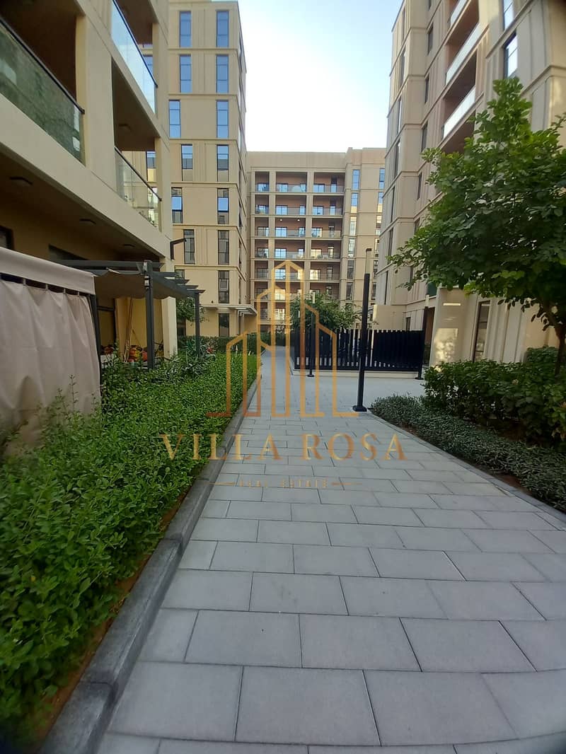 4 153890. jpg