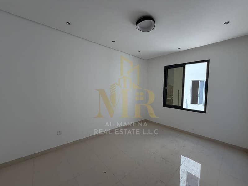 21 WhatsApp Image 2025-12-22 at 5.56. 00 PM (3). jpeg