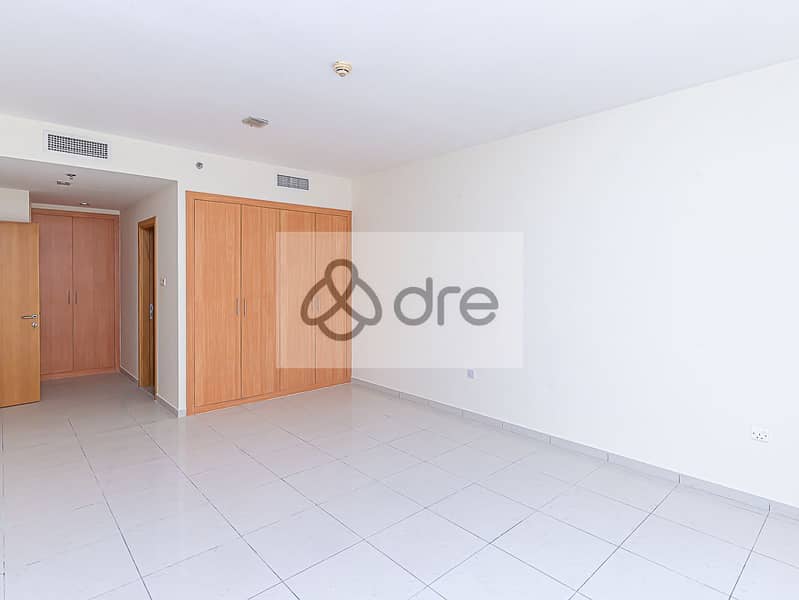 8 DRE01163. JPG