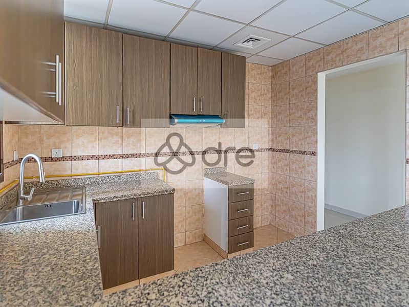 9 DRE00115-Edit. JPG