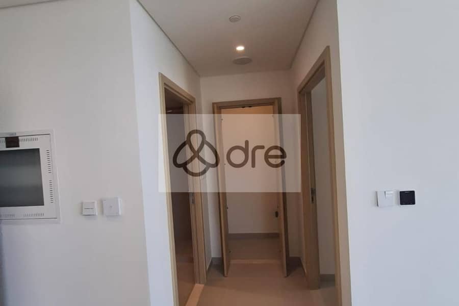 8 Laundry Room. jpg