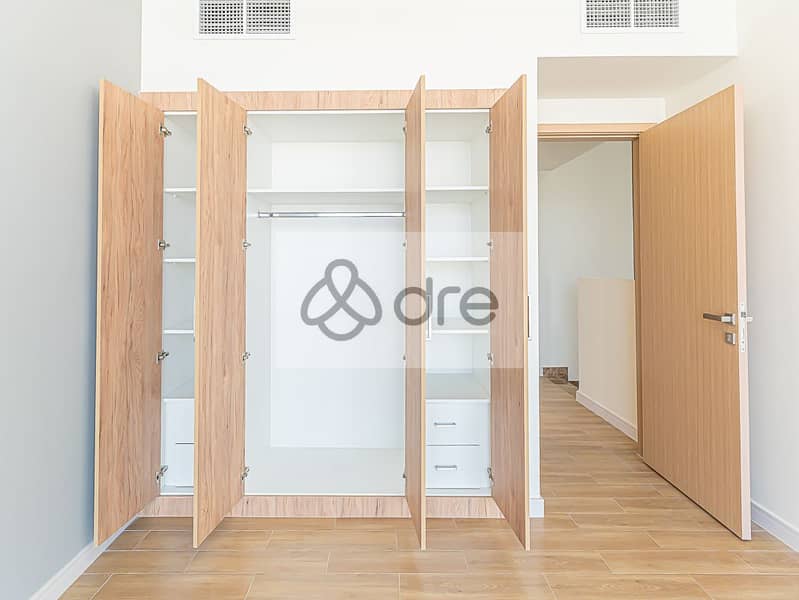 12 DRE00569. JPG