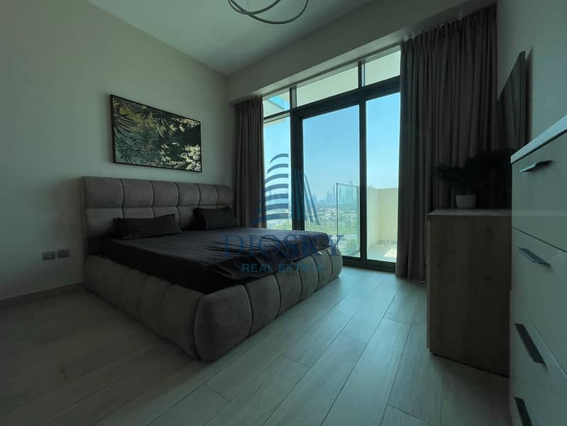 5 Image 5