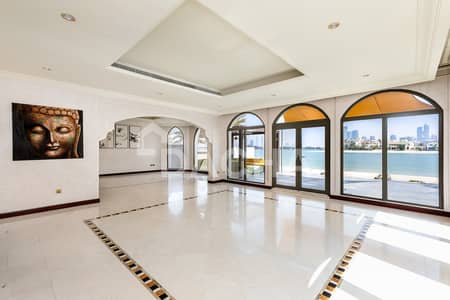5 Bedroom Villa for Rent in Palm Jumeirah, Dubai - Atrium Entry | Prime Location | Available Now 5 Bedroom Villa for Rent in Palm Jumeirah, Dubai - Atrium Entry | Prime Location | Available Now