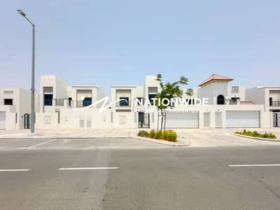 4 Slaapkamers Villa te Huur in Al Shamkha, Abu Dhabi - Villa in Al Shamkha,Al Reeman 2,Fay Al Reeman 1, 4 slaapkamers, 230000 AED - 15779581 4 Slaapkamers Villa te Huur in Al Shamkha, Abu Dhabi - Villa in Al Shamkha,Al Reeman 2,Fay Al Reeman 1, 4 slaapkamers, 230000 AED - 15779581