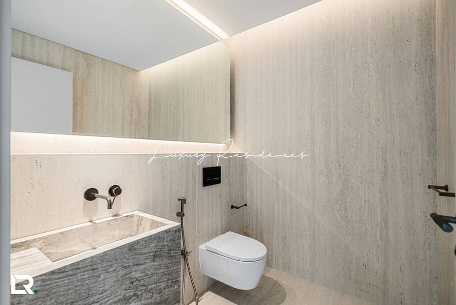 8 DSC02811-MLS. jpg