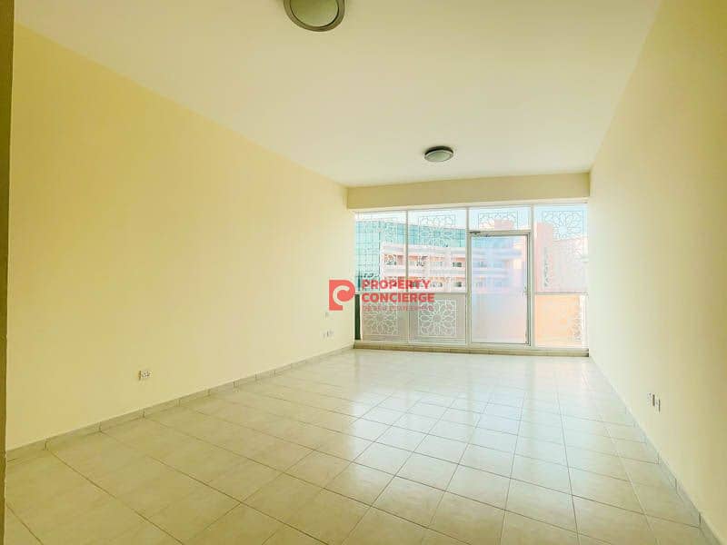 One Month Free | Large Studio | Close to Metro One Month Free | Large Studio | Close to Metro