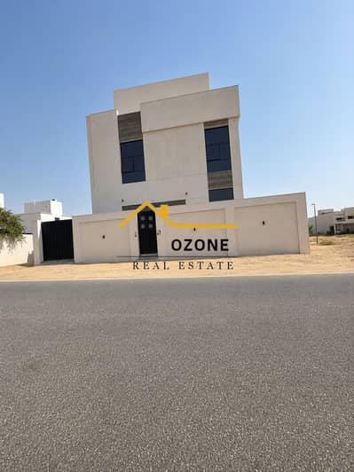 5 Camere Villa in Vendita a Hoshi, Sharjah - B7EAF8AC-7F4D-4DFF-888B-48600A39E6F5. png 5 Camere Villa in Vendita a Hoshi, Sharjah - B7EAF8AC-7F4D-4DFF-888B-48600A39E6F5. png