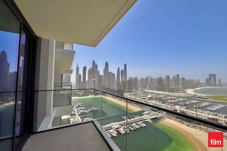 3 Bedroom Apartment for Sale in Dubai Harbour, Dubai - MustSee Deal I Breathtaking Views I Top Floors 3 Bedroom Apartment for Sale in Dubai Harbour, Dubai - MustSee Deal I Breathtaking Views I Top Floors