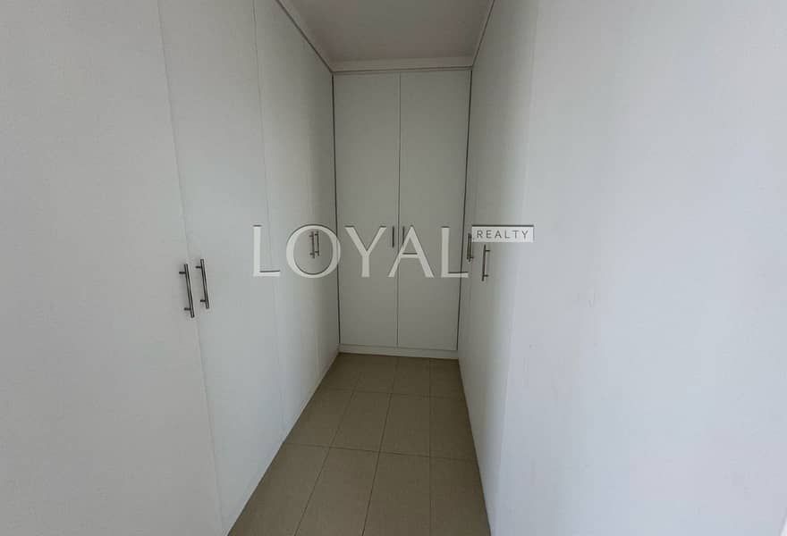10 c63eca77-6bc3-4bba-912d-988971905f96. jpg