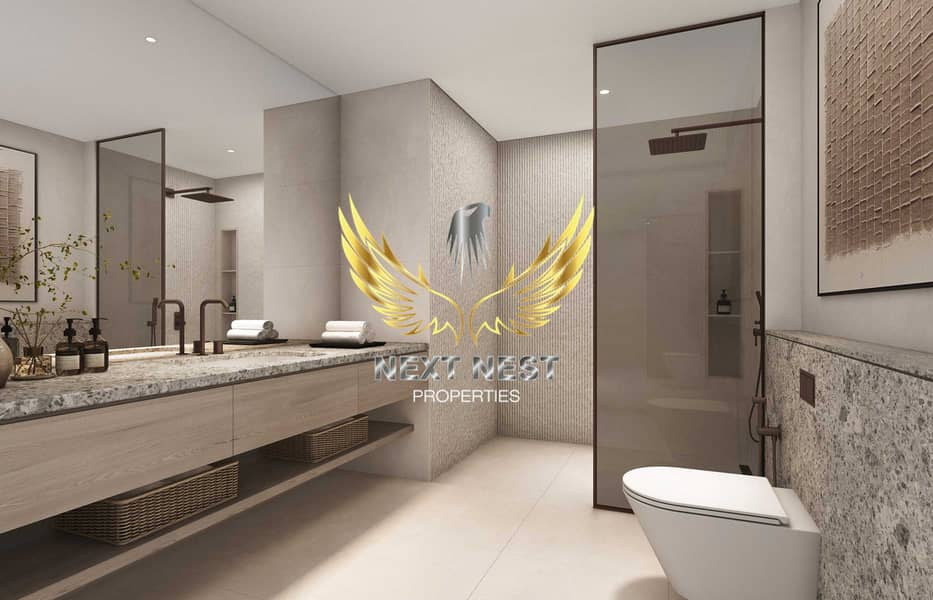 8 Bathroom. jpg