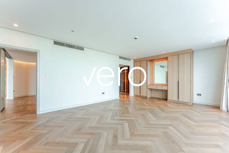 32 Photo 32