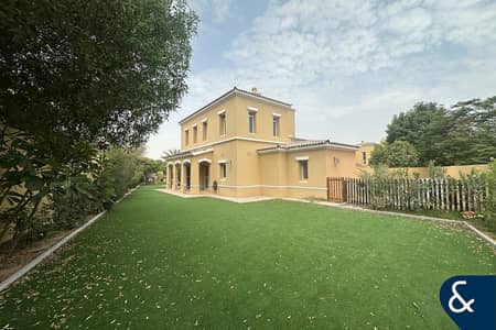 4 Bedroom Villa for Rent in Arabian Ranches, Dubai - Pool Backing | Renovated | Huge Plot