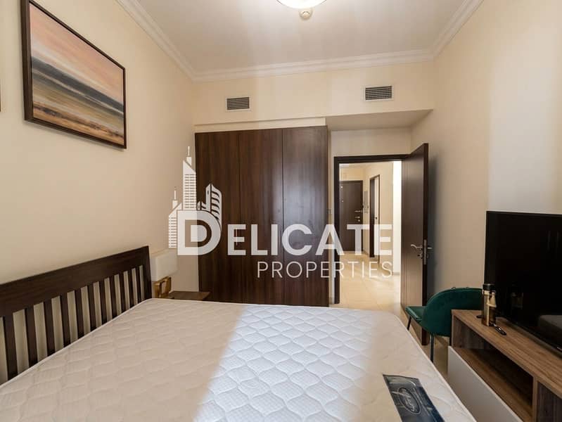 6 Bedroom 1. jpg