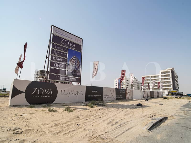 20 ADU08052. JPG