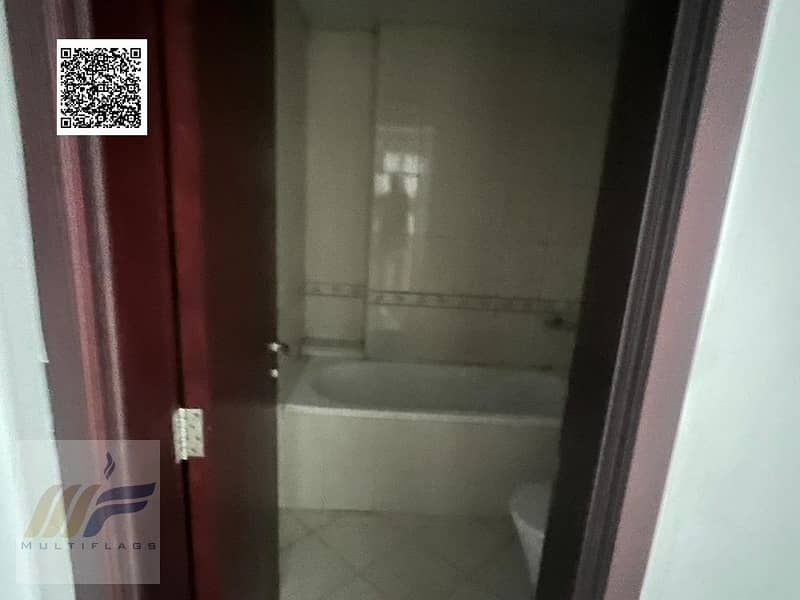 19 d4179918-35f5-43ee-a055-92acc6c09ce0. jpg