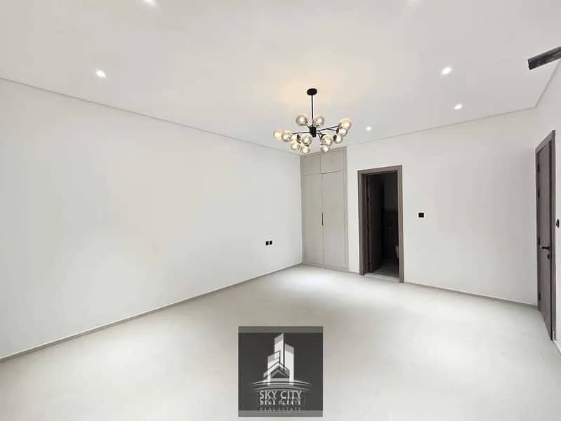 16 851469251-1066x800. webp