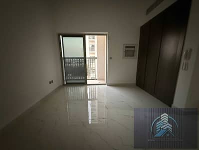 Studio for Rent in Dubai Land Residence Complex (DLRC), Dubai - IMG_8372. jpg Studio for Rent in Dubai Land Residence Complex (DLRC), Dubai - IMG_8372. jpg