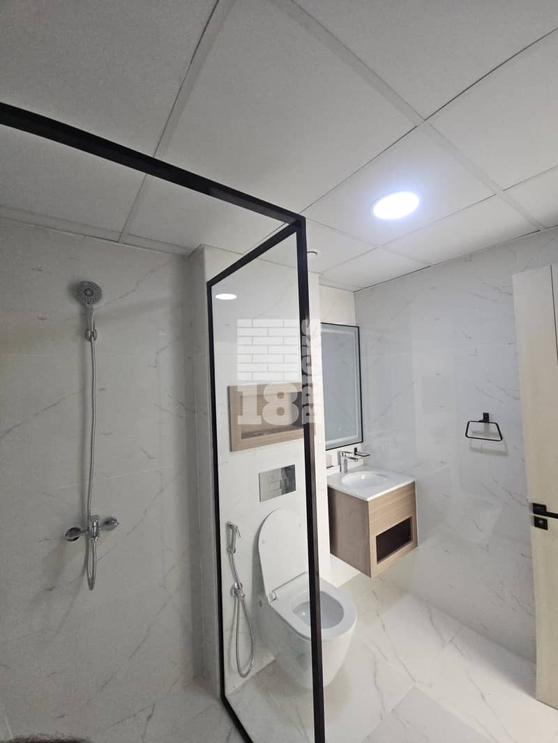 4 image_3