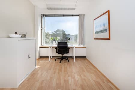 Office de à à louer à Business Bay, Dubai - Regus 2860 Tapiola 3rd Floor Esbo Finland Office 3 - Tapiola Central Tower 3F. jpg Office de à à louer à Business Bay, Dubai - Regus 2860 Tapiola 3rd Floor Esbo Finland Office 3 - Tapiola Central Tower 3F. jpg