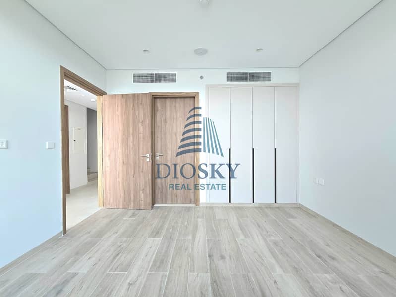 7 Image 7
