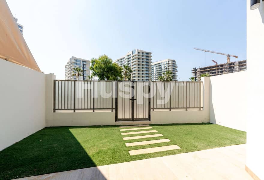 Spacious 2BR | Closed Community | Beach Access Spacious 2BR | Closed Community | Beach Access