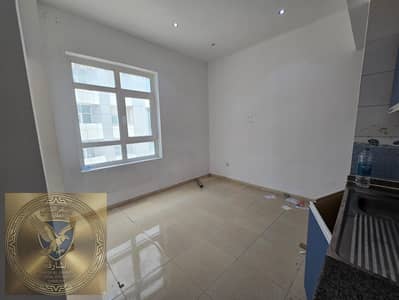 Studio for Rent in Al Qulayaah, Sharjah - WhatsApp Image 2026-07-09 at 2.25. 15 AM. jpeg Studio for Rent in Al Qulayaah, Sharjah - WhatsApp Image 2026-07-09 at 2.25. 15 AM. jpeg