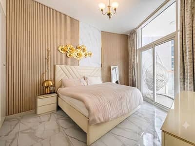 1 Bedroom Apartment for Rent in Business Bay, Dubai - Luxury | Full Burj and Pool View | Fully Furnished