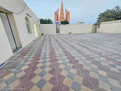 Villa de 6 chambres à à louer à Al Sabkha, Sharjah - 931260. jpg Villa de 6 chambres à à louer à Al Sabkha, Sharjah - 931260. jpg