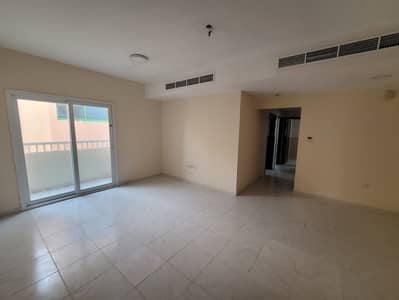 2 Cпальни Апартамент в аренду в Бу Тина, Шарджа - 15550. jpg