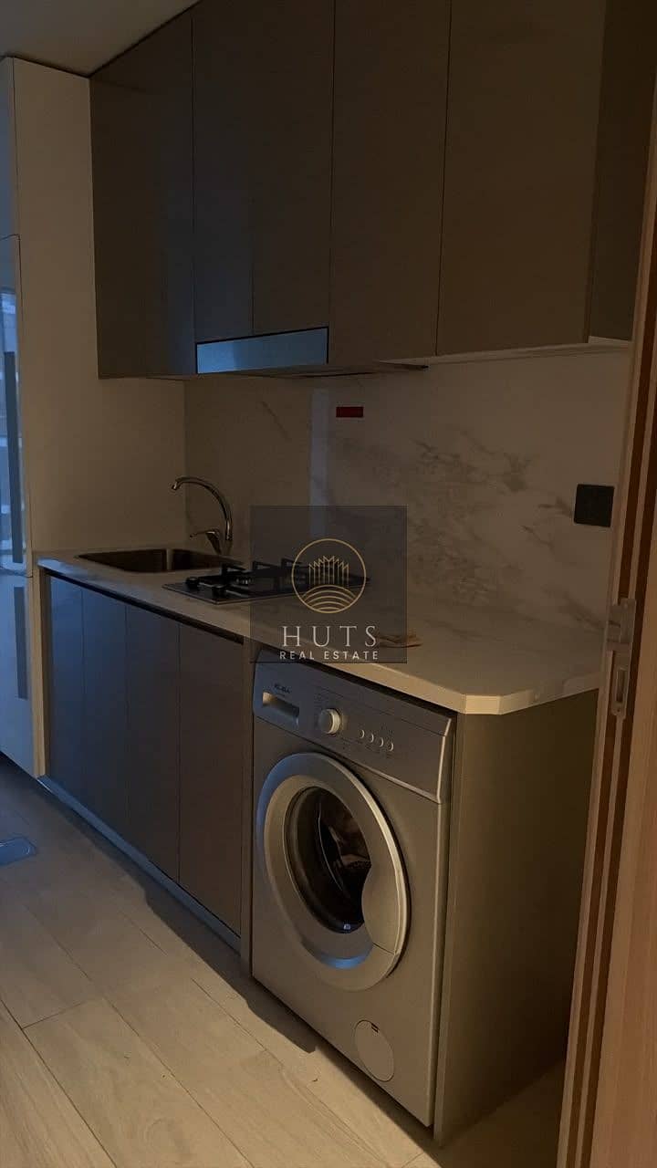 MODERN STUDIO | PREMIUM LIFE STYLE | WITH BALCONY