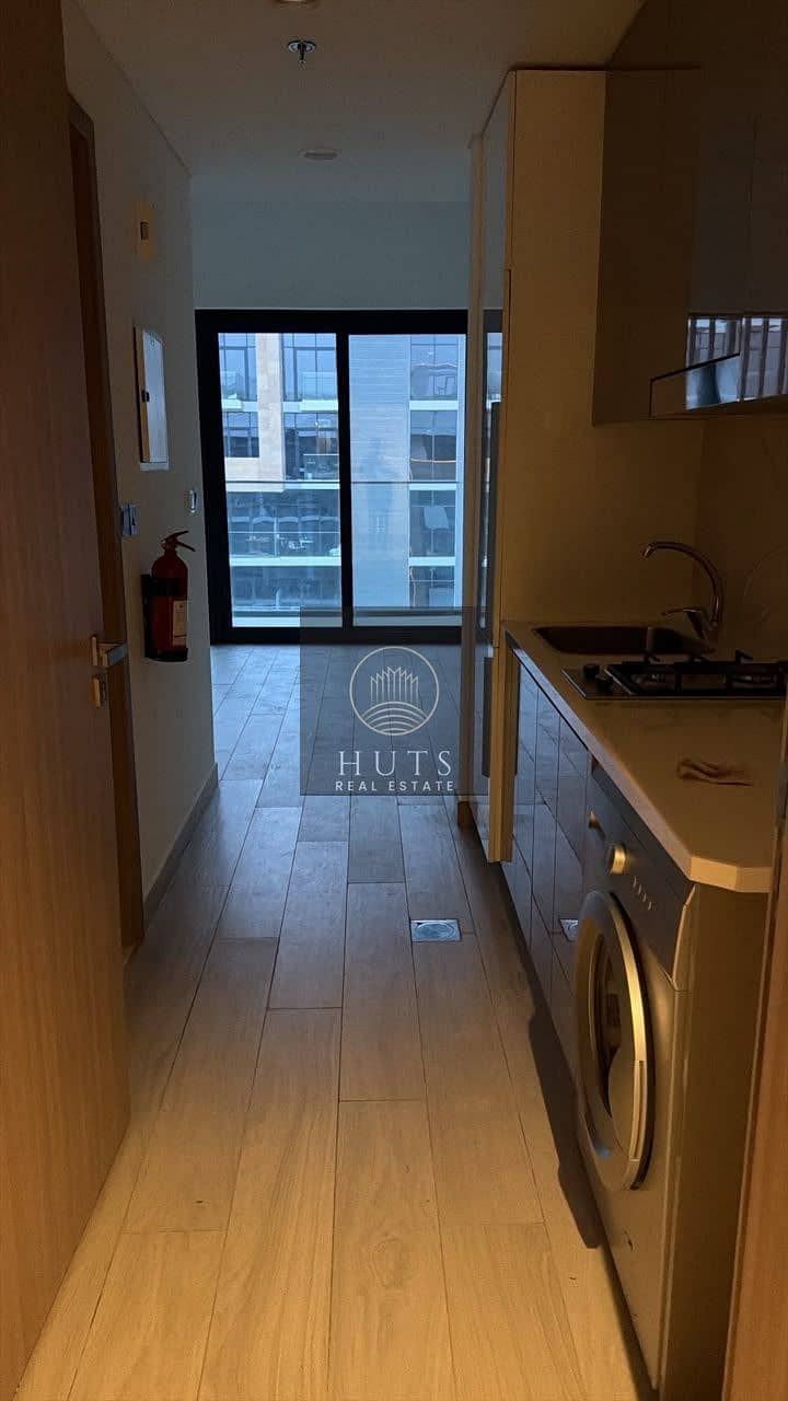 MODERN STUDIO | PREMIUM LIFE STYLE | WITH BALCONY
