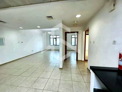 2 Cпальни Апартаменты в аренду в Дубай Силикон Оазис, Дубай - living_area_premium_enhanced. jpg