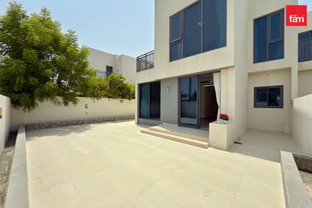 4 Bedroom Townhouse for Rent in Dubai Hills Estate, Dubai - Corner Unit | Upgraded Yard | Available August 4 Bedroom Townhouse for Rent in Dubai Hills Estate, Dubai - Corner Unit | Upgraded Yard | Available August