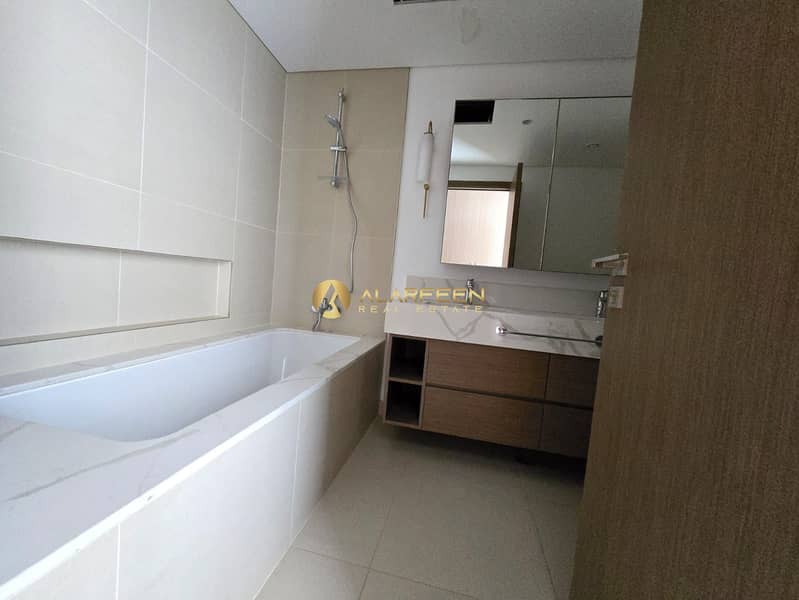 11 0ac32ca2-bcfa-436e-9b37-eea562a0a510. jpg
