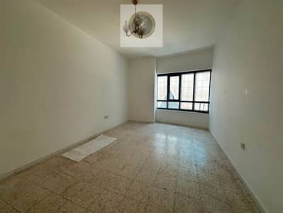 2 Camere Appartamento in Affitto a Al Majaz, Sharjah - WhatsApp Image 2026-07-09 at 12.48. 25 PM. jpeg 2 Camere Appartamento in Affitto a Al Majaz, Sharjah - WhatsApp Image 2026-07-09 at 12.48. 25 PM. jpeg