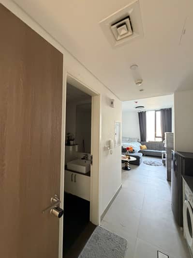Studio for Rent in Aljada, Sharjah - WhatsApp Image 2026-07-09 at 10.05. 12 AM (1). jpeg Studio for Rent in Aljada, Sharjah - WhatsApp Image 2026-07-09 at 10.05. 12 AM (1). jpeg