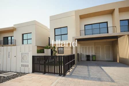 Villa de 4 chambres à à louer à Yas Island, Abu Dhabi - image_0 Villa de 4 chambres à à louer à Yas Island, Abu Dhabi - image_0