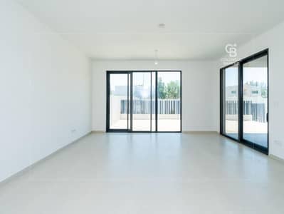 3 Bedroom Townhouse for Rent in Jebel Ali, Dubai - Spacious Layout | Family Community
