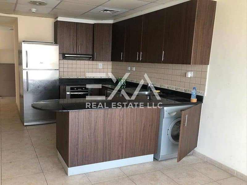 2 02. jpg