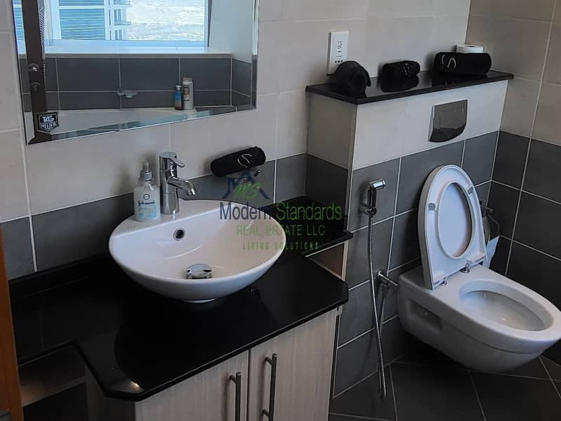 16 Bath2-01. jpg