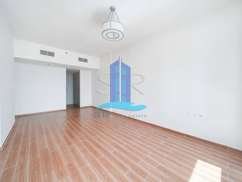 13 ADU00169. JPG
