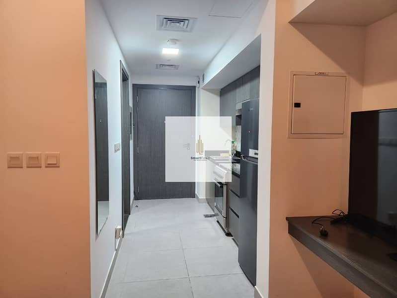 25 e5e2ca63-5a13-42d4-957e-651aaa22dd5f. jpg