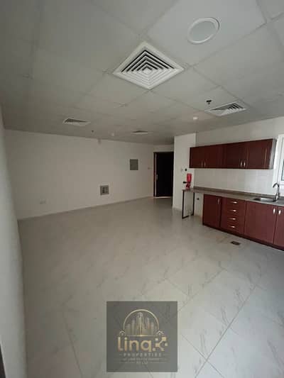 1 Bedroom Apartment for Rent in Al Seer, Ras Al Khaimah - WhatsApp Image 2026-07-11 at 4.33. 21 PM. jpeg 1 Bedroom Apartment for Rent in Al Seer, Ras Al Khaimah - WhatsApp Image 2026-07-11 at 4.33. 21 PM. jpeg