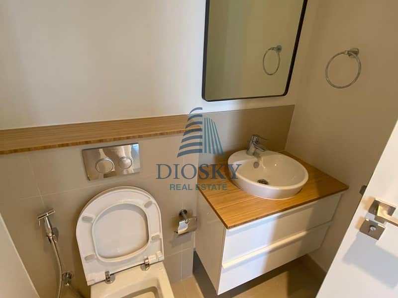 8 Image 8