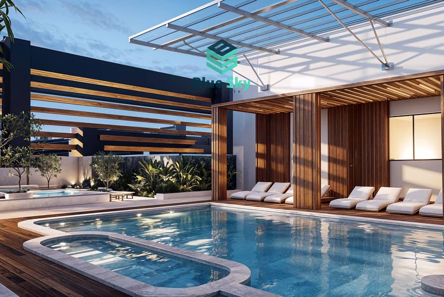 12 09-top-pool. jpg