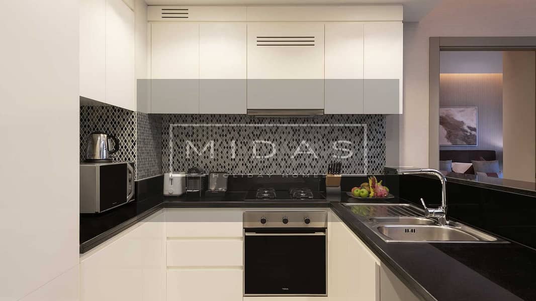 3 kitchen_wide. jpg