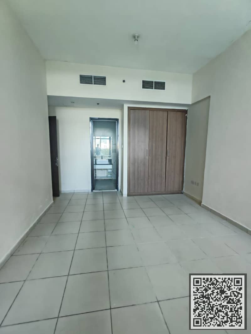 6 0ea0ae99-2581-4bb6-af48-c7ad7c886eea. JPG